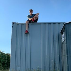 Meet your Posher, Cyrus